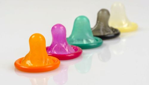 Власти Алтайского края потратят 73 тысячи рублей на презервативы