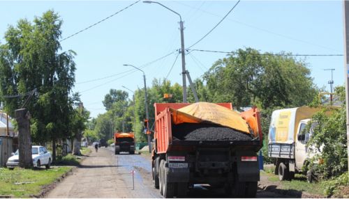 В Барнауле асфальтируют участок улицы Водопроводная