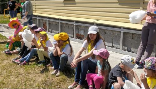Барнаульские байкеры устроили праздник для детей из центра Солнышко