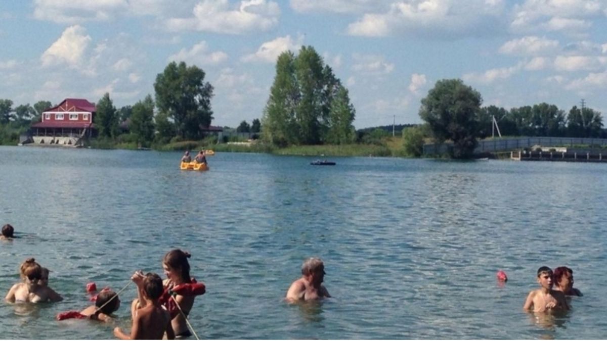 Тело утонувшего мужчины нашли в озере под Бийском 