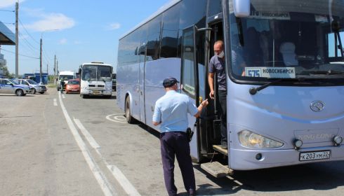 Какие правила нарушают водители автобусов в Барнауле