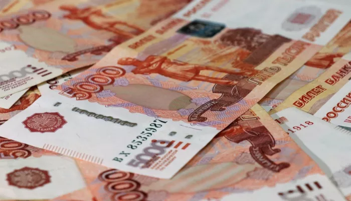 В России цены на товары и услуги подорожали из-за роста зарплат