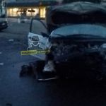 Отлетел на стоянку: серьезное ДТП с участием такси случилось в Барнауле