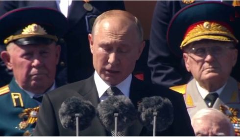 Победа, которая определила будущее планеты: Путин на Параде поздравил россиян