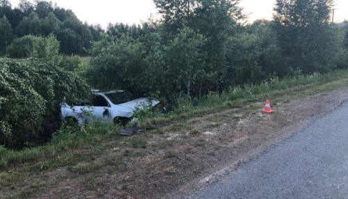 Житель Алтайского края разбил Lexus на подъезде к Телецкому озеру