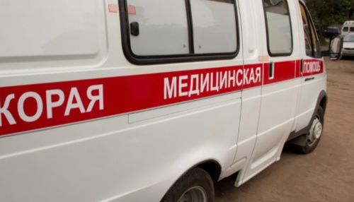Сибирские медики выбросили на улицу мужчину в памперсе и с катетером