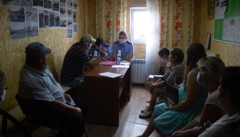 Дома вонища!: жители Сибирской Долины с криками нажаловались прокурорам