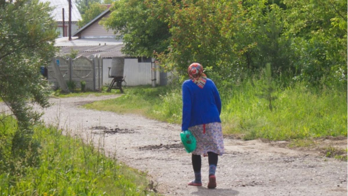 "Выкосит" ли коронавирусная инфекция пожилых людей в России и на Алтае