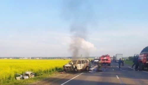 Один погиб, четверо пострадали: серьёзное ДТП произошло на алтайской трассе