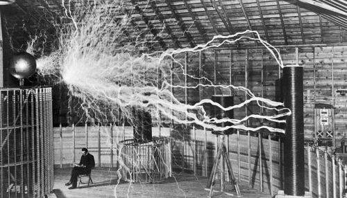 Опередил свое время: что изобрел Никола Тесла и было ли это полезно?