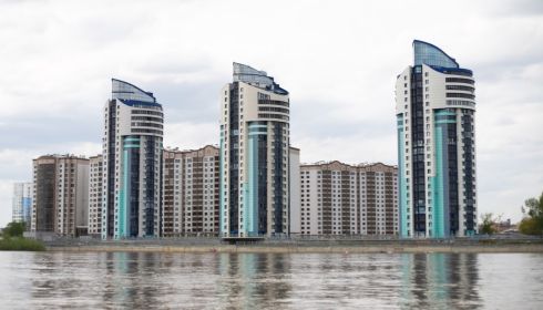 Исторический момент: цены на старые и новые квартиры в Алтайском крае сравнялись