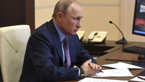 Просто неинтересно: Путин отреагировал на критику в свой адрес