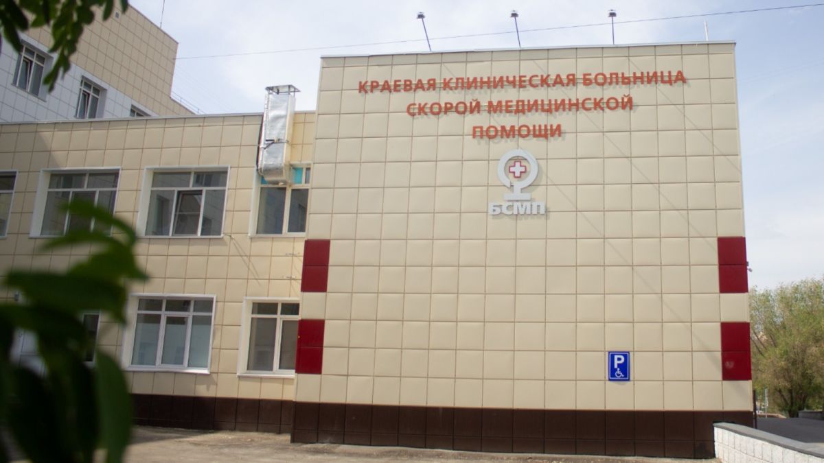 Алтайским больницам предлагают присвоить имена заслуженных врачей