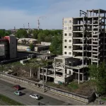 Из-за дефицита земель в Барнауле массово скупают и размораживают недострои
