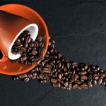 Помогает при запорах: доктор Мясников рассказал о пользе кофе