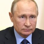 Песков рассказал, что Путину не ставили вакцину от коронавируса