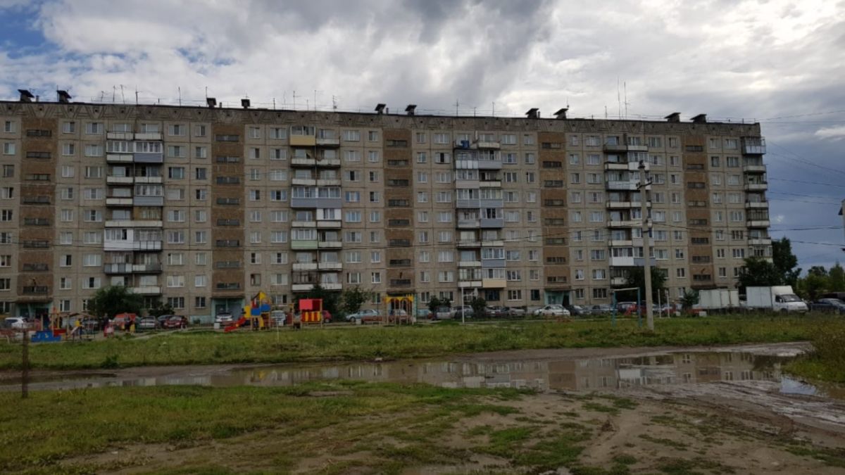 "Гражданская война": что не могут поделить жильцы многоэтажки в Новоалтайске 