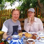 Томенко с женой побывали в музее Титова в Полковниково