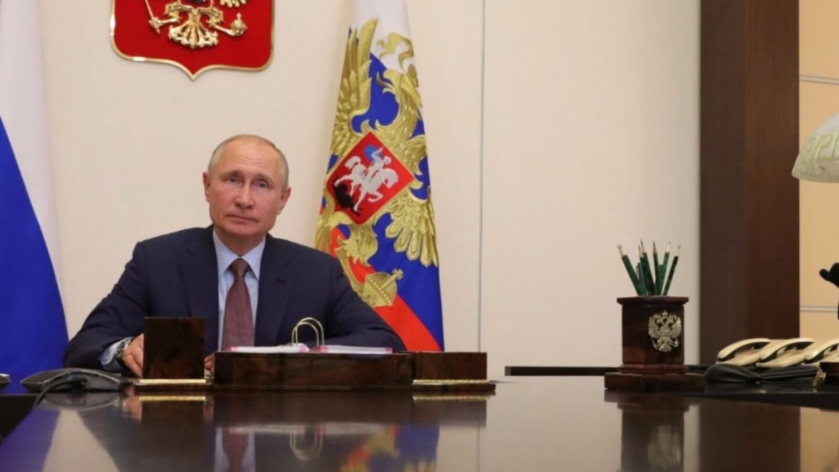 "Никогда не подведете": Путин поздравил россиян с Днем ВДВ