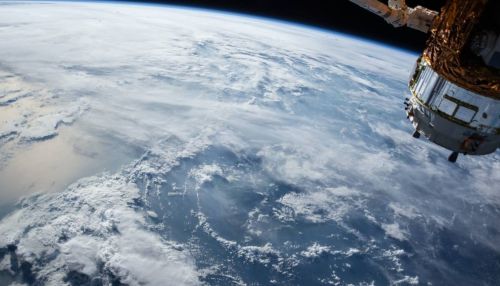 Вернулись: космический корабль Илона Маска приводнился в Мексиканском заливе