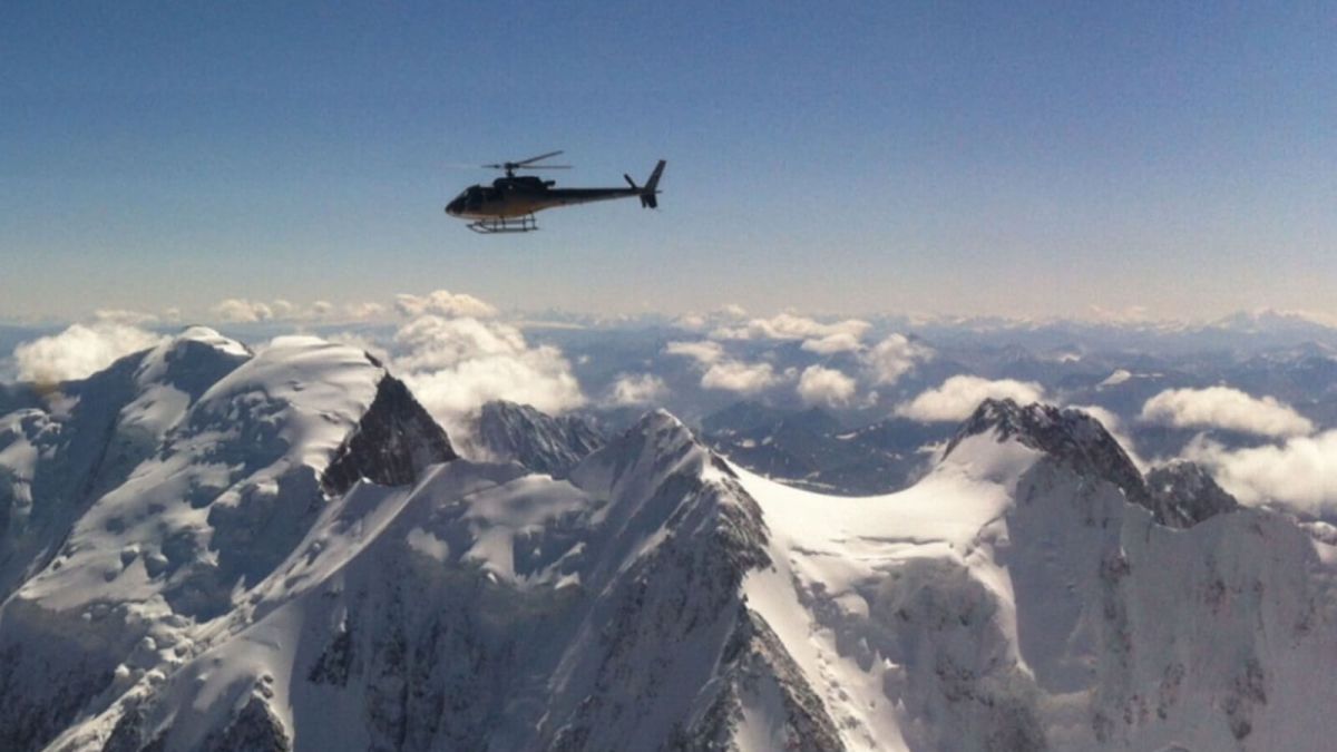 Следком опубликовал видео с места жесткой посадки вертолета на Белухе