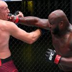 Российский боец Олейник отправился в нокаут во время поединка UFC