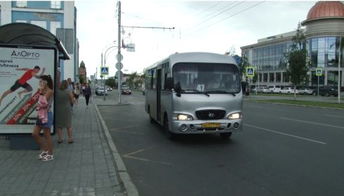 В автобусах, маршрутках и троллейбусах: почему перевозчики хотят повысить проезд