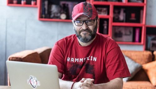 Кто такой Михаил Козырев, который стал гостем Юрия Дудя, и чем он знаменит