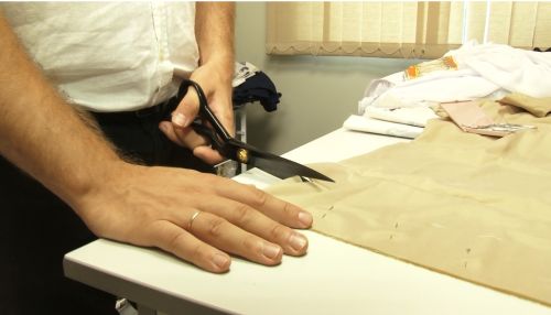 День левши: чем отличаются от правшей и считают ли себя особенными