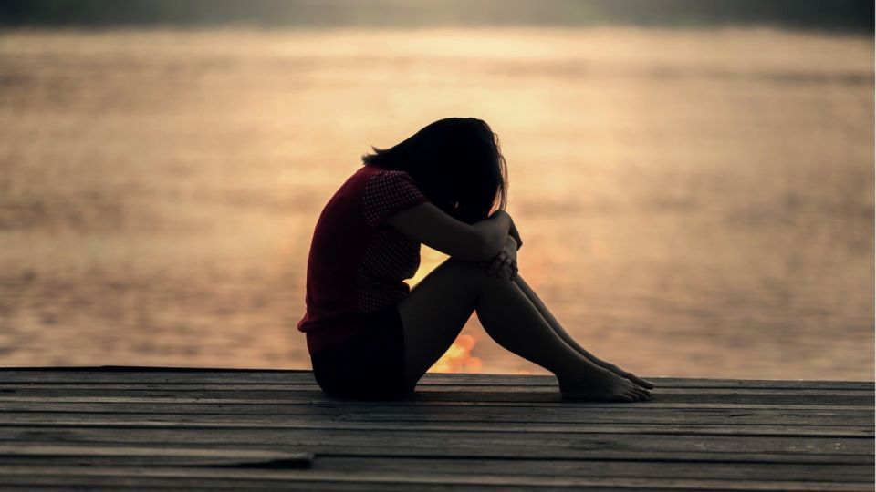 Боятся психиатров: почему алтайские подростки совершают суициды