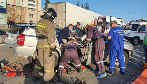Трое взрослых и ребенок пострадали в ДТП под Новосибирском