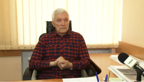 Бывший дважды губернатор Алтайского края Александр Суриков отмечает 85-летие