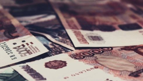 В России хотят ввести ежегодные выплаты в 10 тысяч перед школой