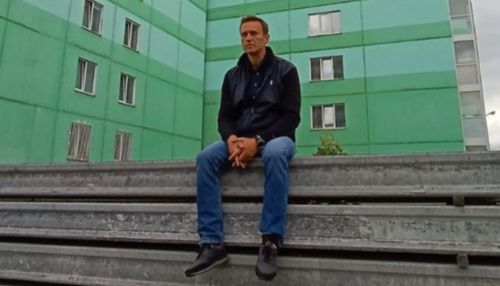 Немецкие врачи назвали вероятный диагноз Навального