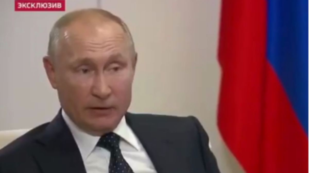 "Нам не безразлично": Путин пообещал "пока" не использовать силу в Белоруссии