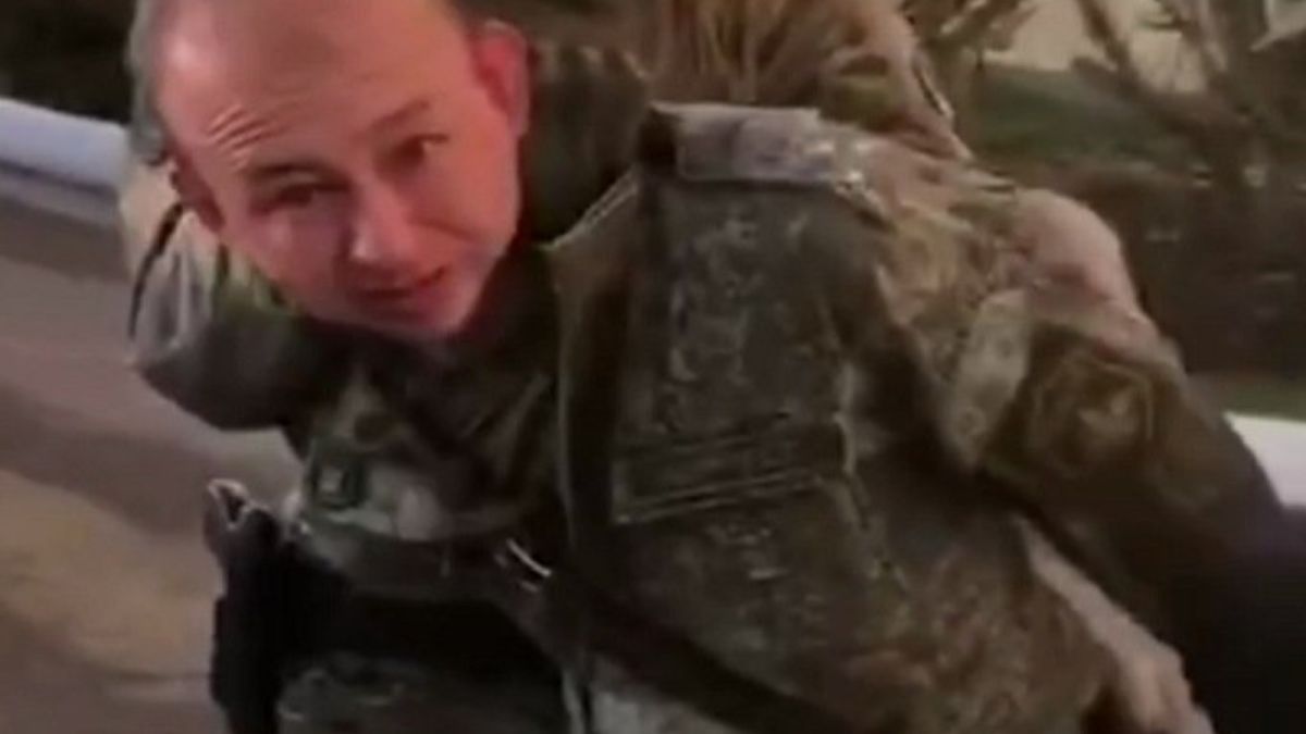 СМИ: у задержанного в Барнауле военнослужащего есть родные на Украине