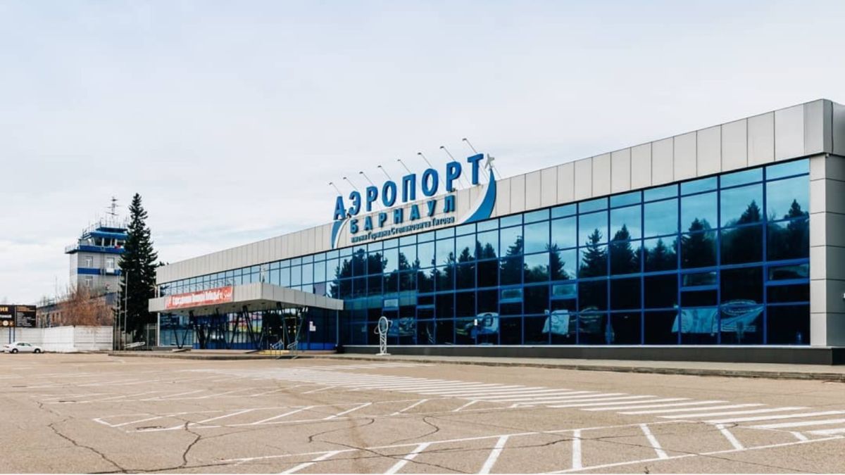 В Барнауле приземлились самолеты, не долетевшие до Новосибирска