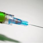 Глава Минздрава назвал сроки массовых поставок вакцины от COVID в регионы