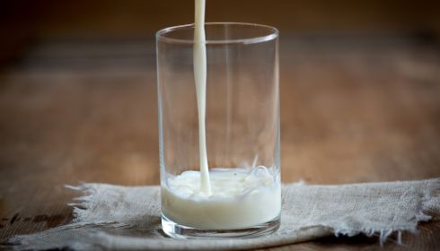 Засуха и угроза вырезания дойного стада на Алтае не повлекут рост цен на молоко