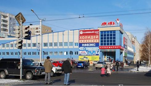 Обошла конкурентов: Мария-Ра выкупила торговый центр в Барнауле