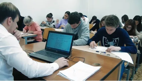 В России разрешили заселять в общежития непривитых студентов