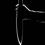 Мужчина напал с ножом на бывшую жену в магазине Татарстана