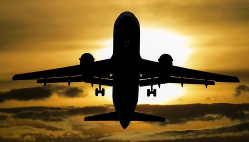 Закрыто дело о жесткой посадке самолета в барнаульском аэропорту