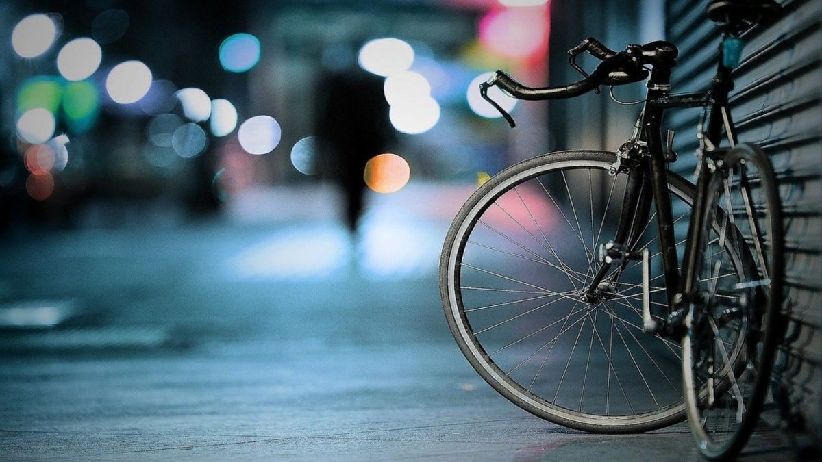 Велосипедист погиб под колесами автомобиля в Камне-на-Оби