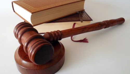 В Алтайском крае суд изменил приговор бывшему арбитражному судье