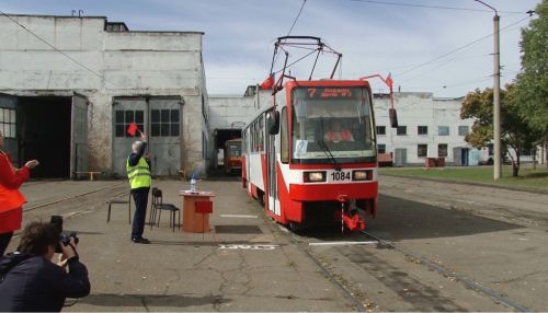 Как в Барнауле выбирали лучшего водителя трамвая