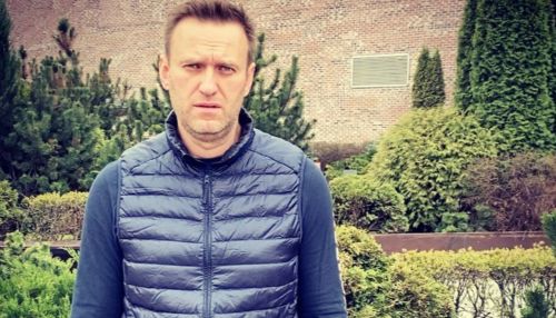 Спасти улики: в штабе Навального рассказали о таинственной бутылке