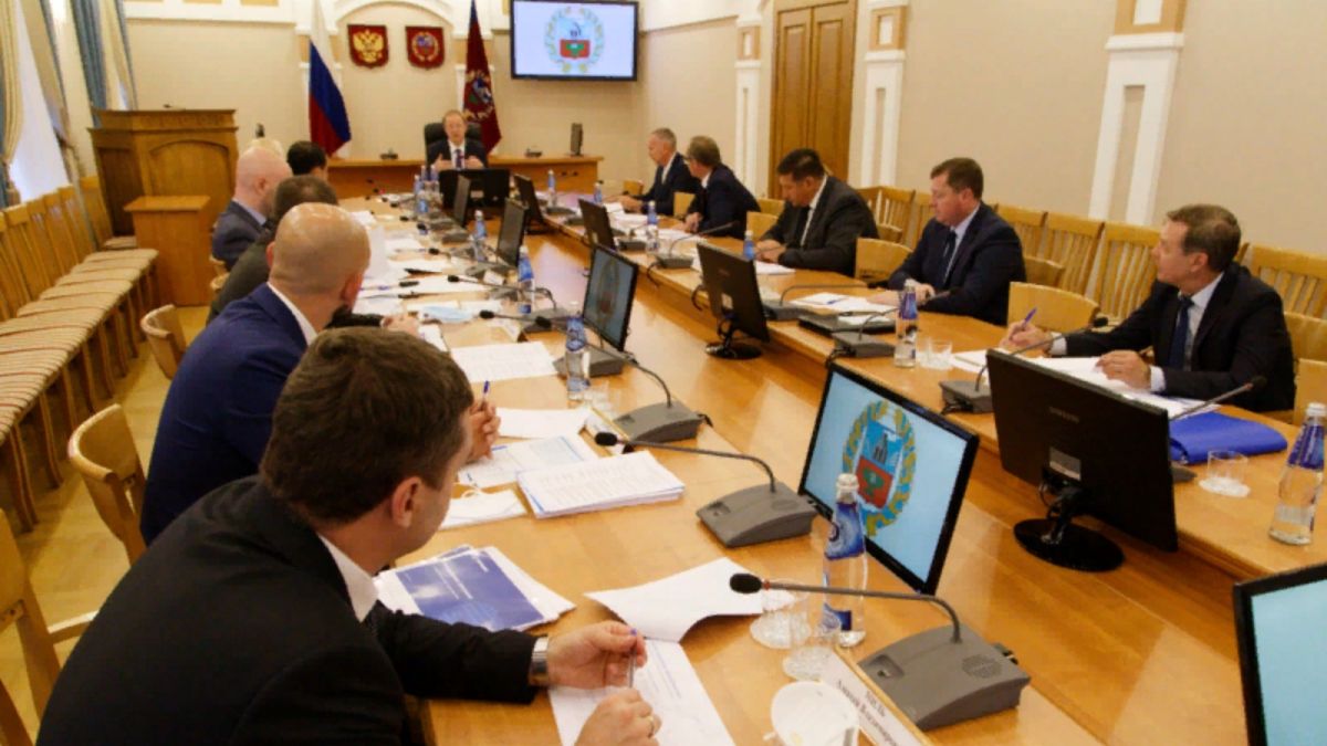 "Газпромбанк" хочет вложить средства в строительство трассы в обход Барнаула