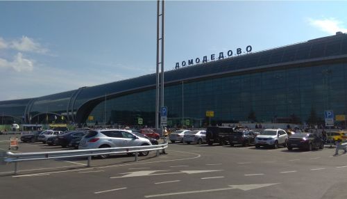 Жительница Барнаула не может достучаться до авиакомпании после отмены рейса