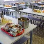 Власти ответили Онищенко на критику о питании в алтайских школах